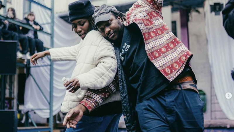 A celebration of street culture through dance, performance, dialogue and collective movement.